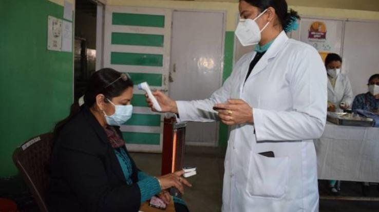 सोलन:कोविड टीकाकरण की दूसरी खुराक अब 84 दिनों के उपरान्त