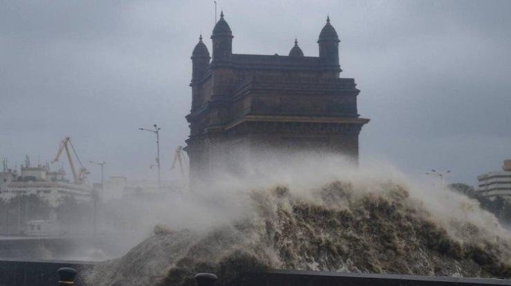 tauktae-cyclone-mumbai-news-18-may