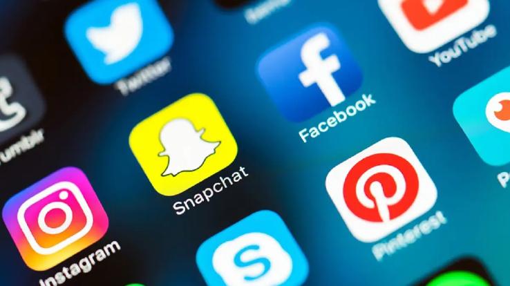 /indian-laws-social-media-facebook-twitter-instagram-it-ministry-digital-media-ethics-code-laws-may-25-2021