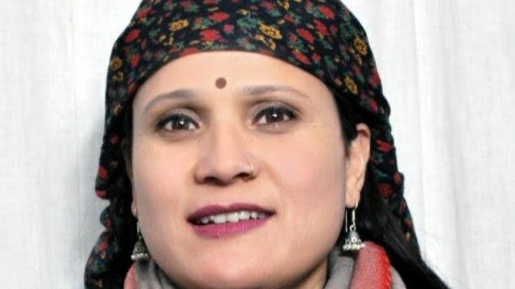 डोडरा क्वार में मोबाइल सिग्नल ना होने से बच्चों को ऑनलाइन पढ़ाई में आ रही है परेशानियाँ - मोनिता चौहान