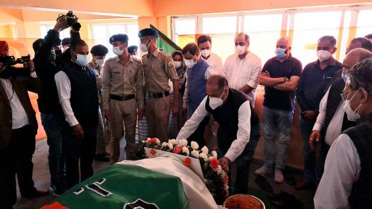 CM Jai Ram Thakur and senior BJP leaders including BJP National President condoled the death of Narendra Bragta.