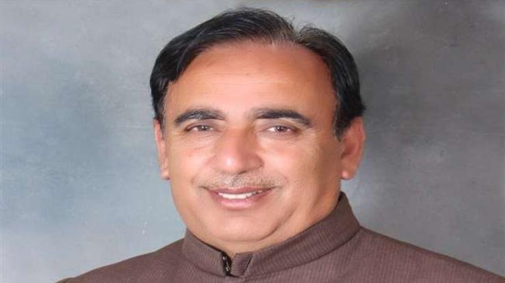 Who will now become the voice of gardeners in the house, Bragta had raised the matter of increasing the import duty on apples with the Atal government