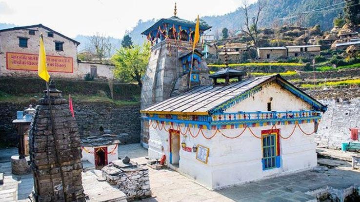 Triyuginarayan Temple: Here Lord Shiva and Mother Parvati were married