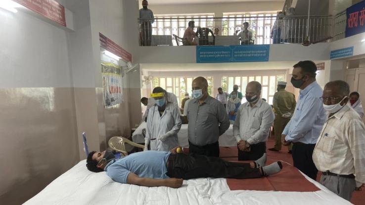 सन्त निरंकारी सत्संग भवन सोलन में रक्तदान शिविर आयोजित