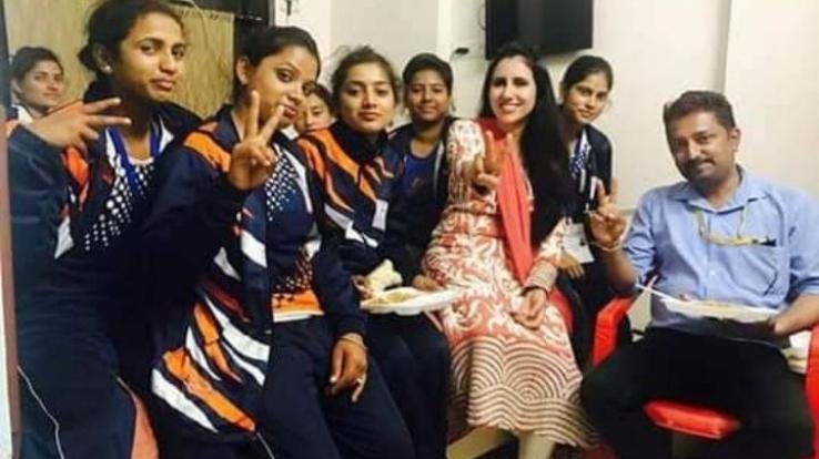 देहरा :पराशर दंपति ने मुंबई में तबीयत बिगड़ने पर की थी चौली गांव की पूजा की मदद