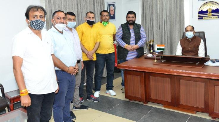 शिमला : प्राइवेट बस ऑपरेटर्स की हड़ताल समाप्त, कल से चलेंगी सभी प्राइवेट बसें