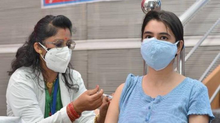 Himachal government aims to give first dose of corona vaccine to entire population by July