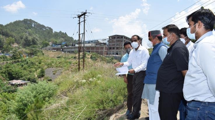 सोलन में आधुनिक अस्पताल, मातृ एवं शिशु अस्पताल तथा ट्रामा सैंटर का जुलाई में होगा शिलान्यास - डाॅ. सैजल