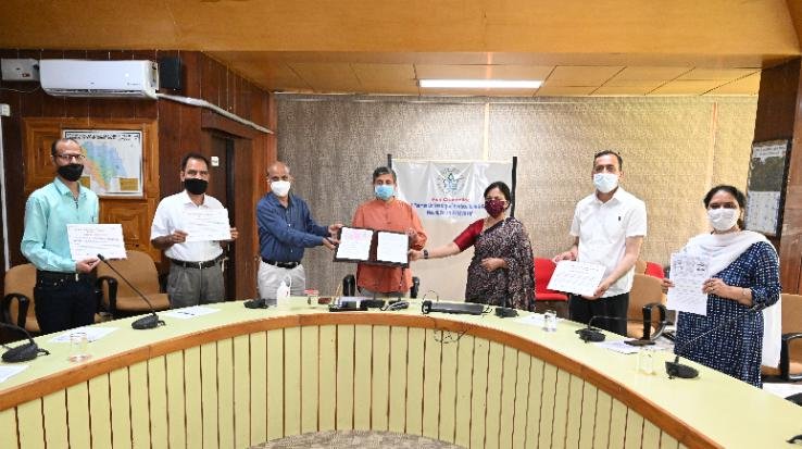 Nauni Universirty signed MOU for UHF’s apple cider vinegar technology