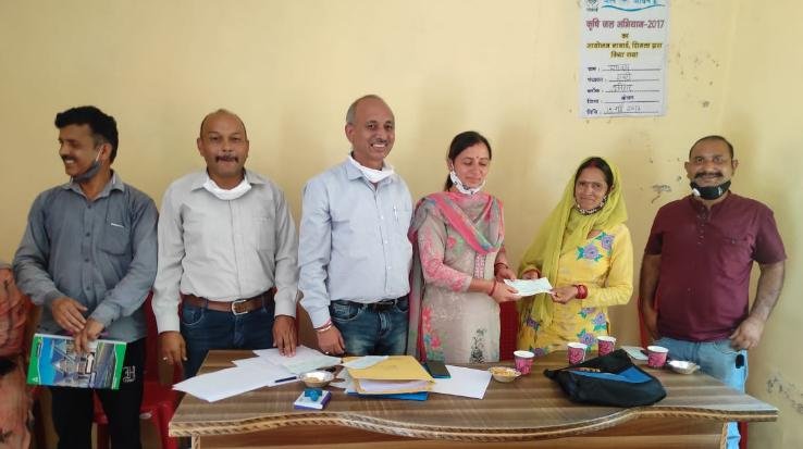 दाड़लाघाट : बडर खड्ड जलागम परियोजना के अंतर्गत मासिक बैठक का आयोजन