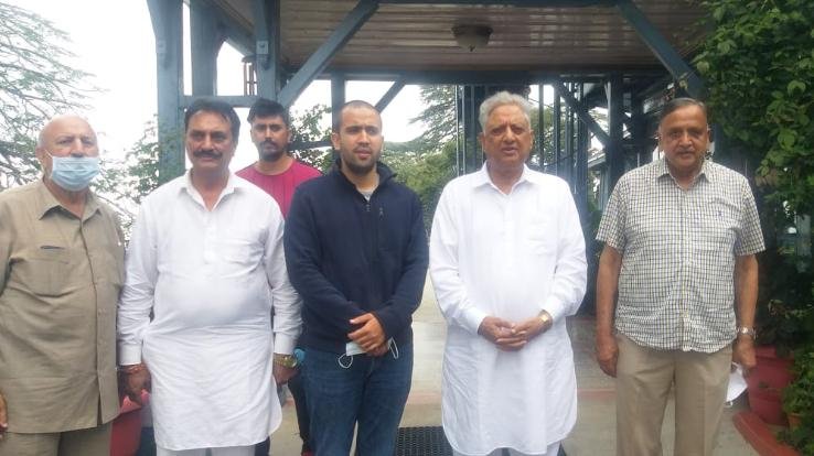 शिमला : पंजाब विधानसभा अध्यक्ष ने वीरभद्र सिंह के निधन पर परिवार को दी सांत्वना