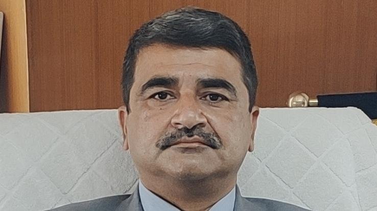 उपायुक्त लाहौल- स्पिति ने किया चंद्रताल झील का दौरा, पर्यटकों को मास्क पहनने को लेकर किया जागरूक