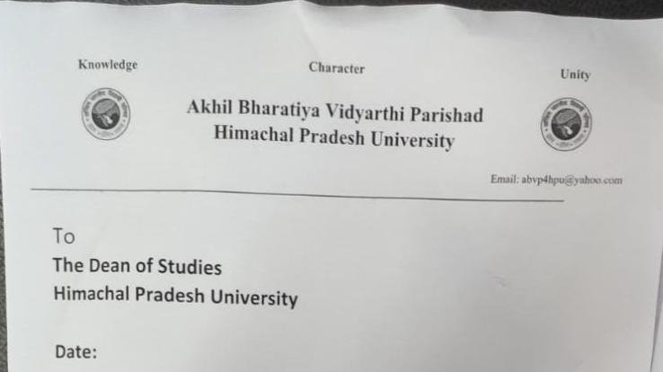 ABVP हिमाचल प्रदेश विश्वविद्यालय इकाई द्वारा विभिन्न छात्र मांगों को लेकर अधिष्ठाता अध्ययन को सौंपा गया ज्ञापन