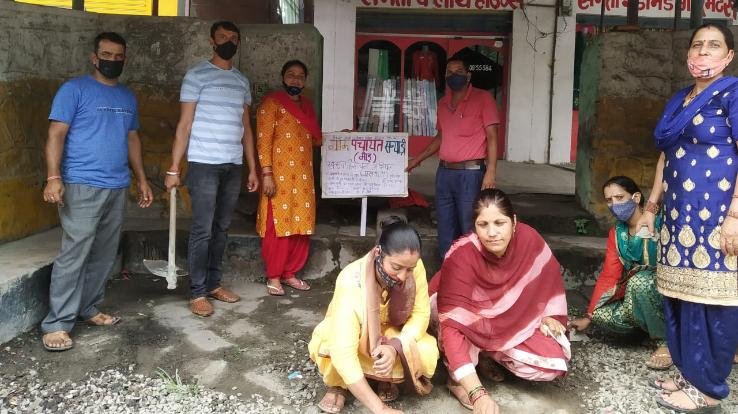 सन्याड़ी मोड़ में स्वच्छता पखवाड़े का शुभारंभ