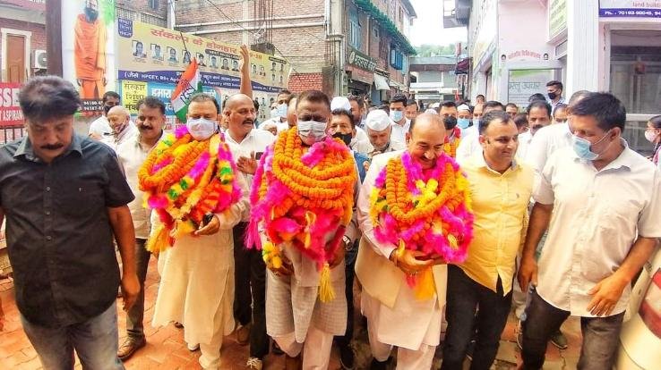 बल्ह : जिसे भी पार्टी टिकट देगी सब उसके साथ चले और जीत सुनिश्चित करे - राठौर