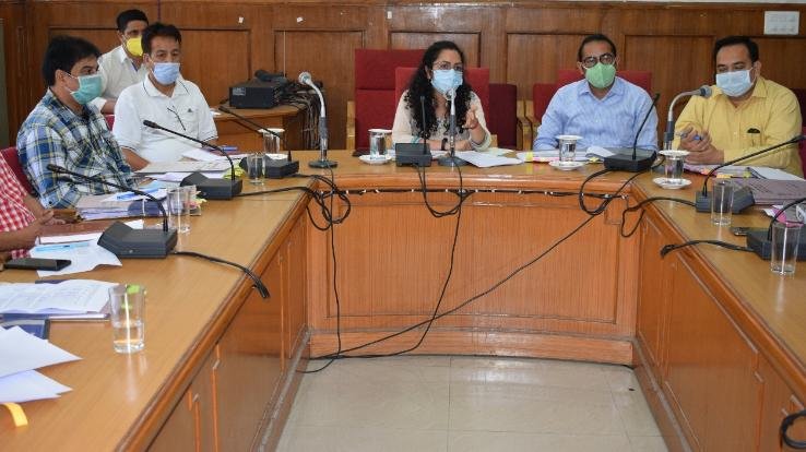 सोलन : विकास को जनसुलभ बनाने में विकास खण्ड अधिकारी महत्वपूर्ण - कृतिका कुल्हरी