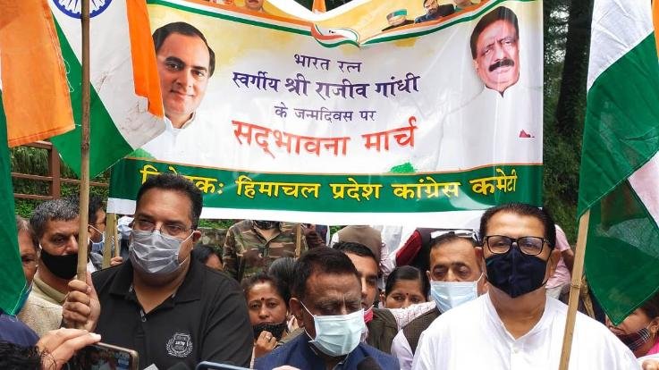 शिमला : पूर्व प्रधानमंत्री स्व.राजीव गांधी की 77वीं जयंती पर कांग्रेस ने निकला सदभावना मार्च