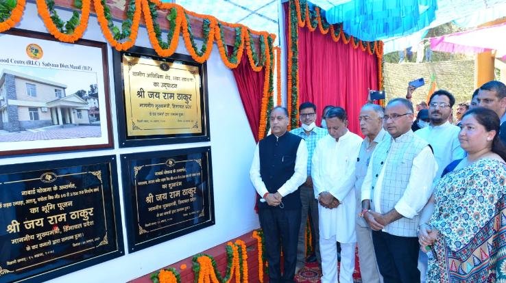 मुख्यमंत्री ने जिला मण्डी के कोटली में किए 80 करोड़ रुपये की परियोजनाओं के लोकार्पण तथा शिलान्यास