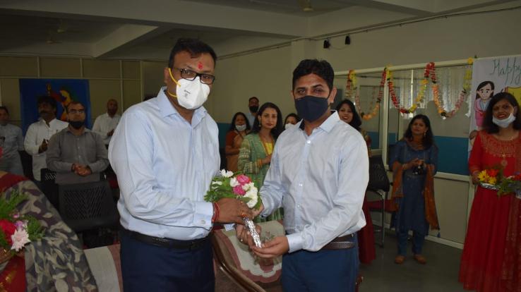 डीएवी अंबुजा विद्या निकेतन दाड़लाघाट में धूम धाम से मनाया गया शिक्षक दिवस