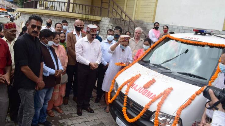 Education Minister Govind Singh Thakur inaugurated these projects in Municipal Council Kullu