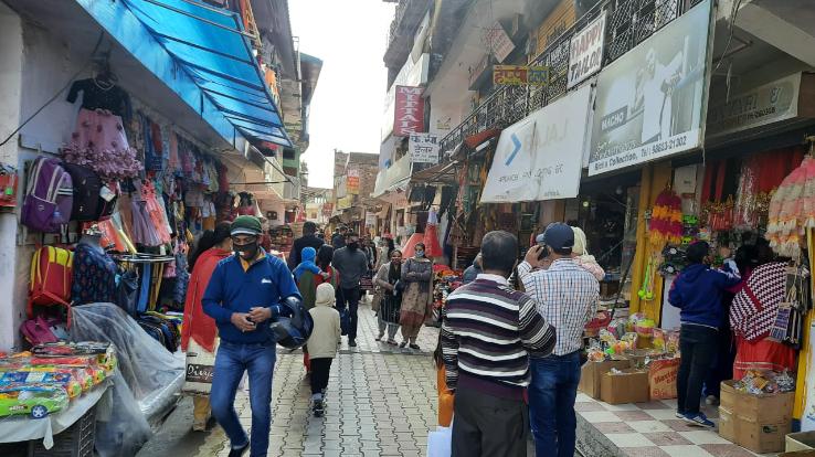 Kunihar: Case registered against shopkeeper for selling counterfeit goods in the market