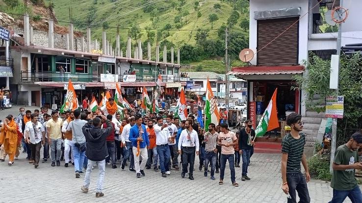 Youth Congress State President Nigam Bhandari rained heavily on the state and central government in Rajgarh