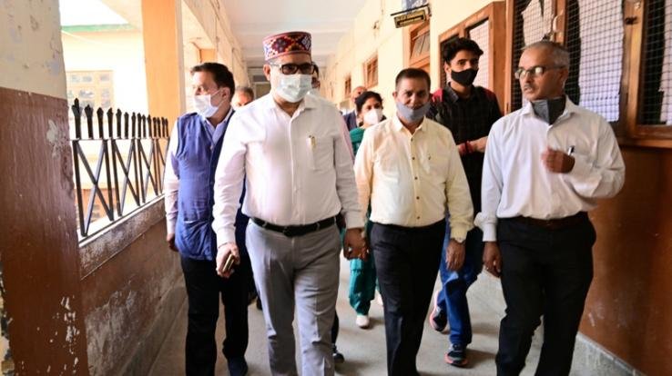Education Minister inspected the Government Postgraduate College, Solan