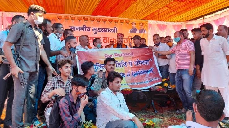 Mandi: Delegation of Contract Regular Employees Organization met Chief Minister regarding their demands