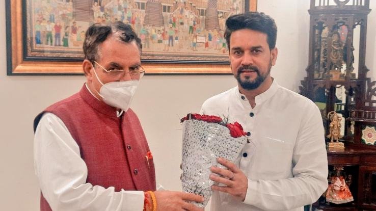 Suresh Bhardwaj meets Union Information and Broadcasting Minister Anurag Thakur