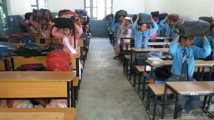 न्यूनीकरण दिवस के अवसर पर बच्चों को बताये गए आपदा से बचने के तरीके