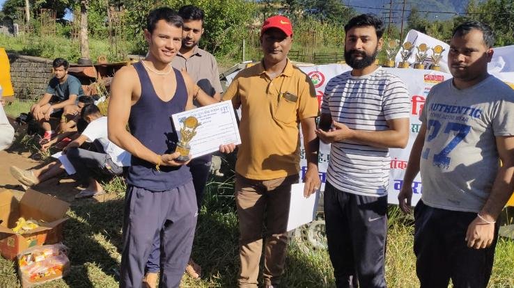 Jogindernagar: Nehru Yuva Kendra organized Fit India program