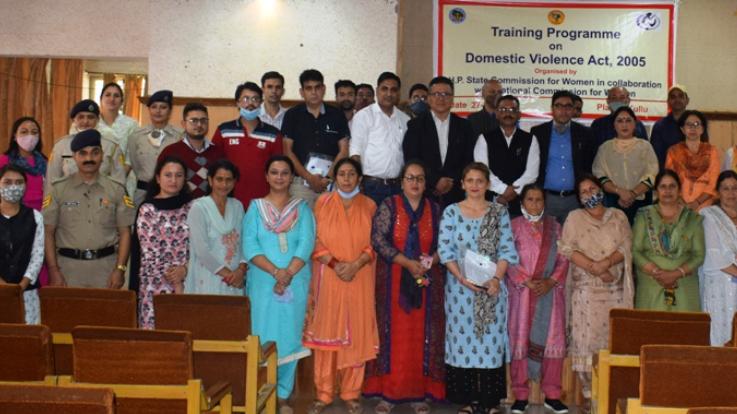 Kullu: One day workshop organized in Devsadan under Domestic Violence Act