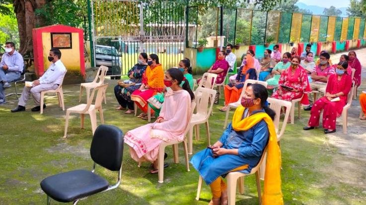 Kunihar: Organizing education dialogue, discussion on Har Ghar Pathshala and Fit India Movement