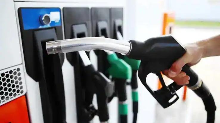 Inflation again gave a blow, petrol and diesel prices increased
