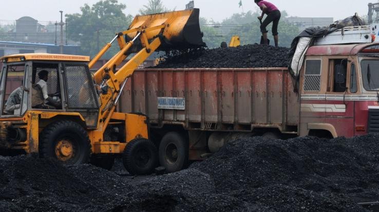 Concern over coal crisis, ministry warns amid power crisis
