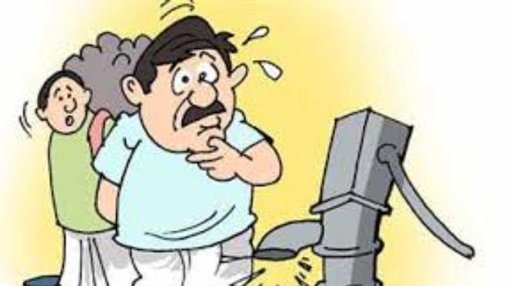 Dehra: Huge anger among people for not getting continuous water supply for three days in Lower Kariyada