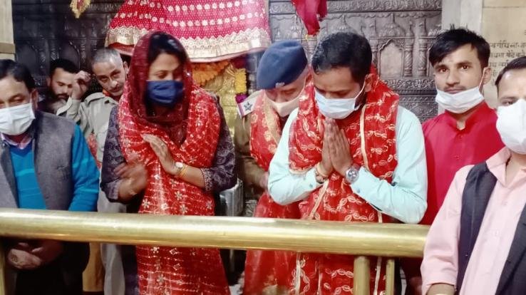 Kangra: Fatehpur's election supervisor Dr Pratibha Singh attended the court of mother Jwalamukhi