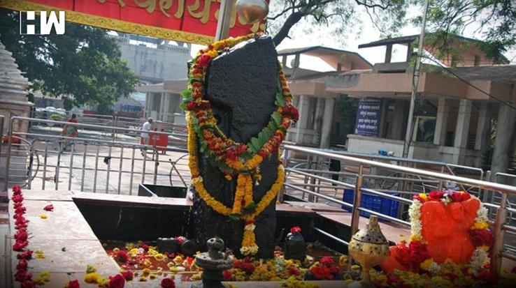 Shani Mahima: There is no door in any house or shop in Shingnapur