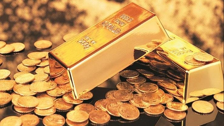 Slight fall in gold and silver prices after festivals