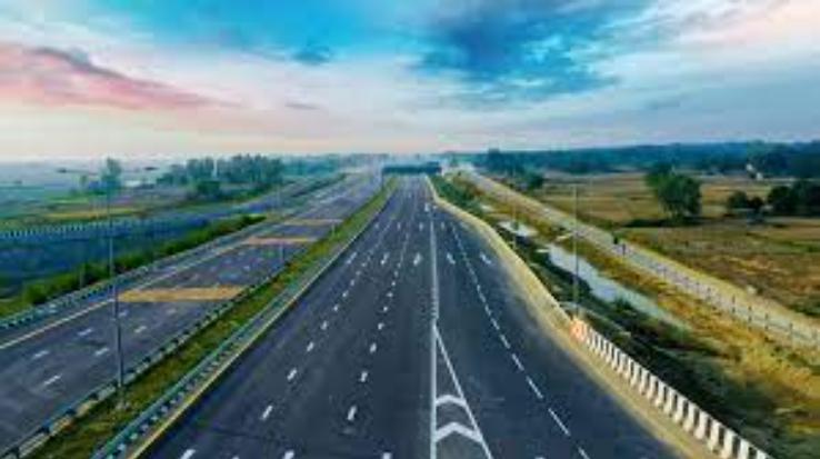 PM Modi will inaugurate a special air strip on the expressway from the aircraft on November 16