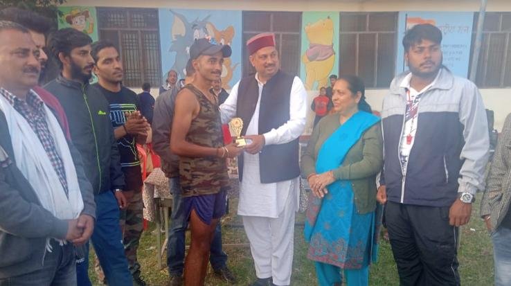 Jaisinghpur: Motivation and fitness club organized program in Lambagaon