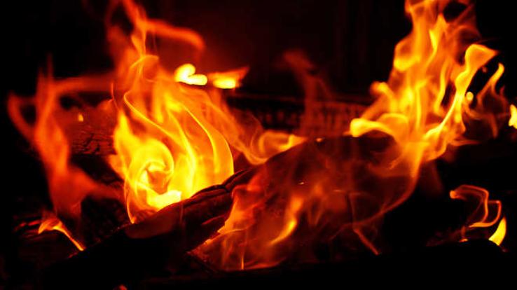 5 lakh loss due to fire in house in Kullu