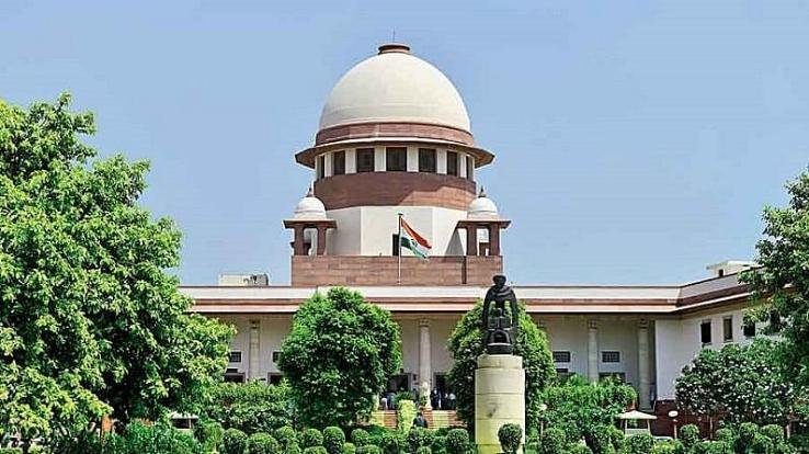 Hearing in Supreme Court regarding pollution in Delhi, Central government not in favor of work from home