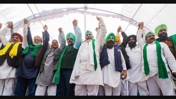 The farmers' movement is not over yet, the government should guarantee the MSP and give compensation to the families of the killed farmers.