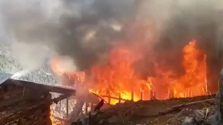 Fire in Majhan village of Kullu, 12 houses affected