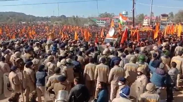 Is the attack of upper caste society in Himachal inspired by Madhya Pradesh