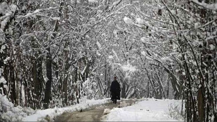 The coldest weather recorded in Srinagar with minus 6 degrees, winter broke the record