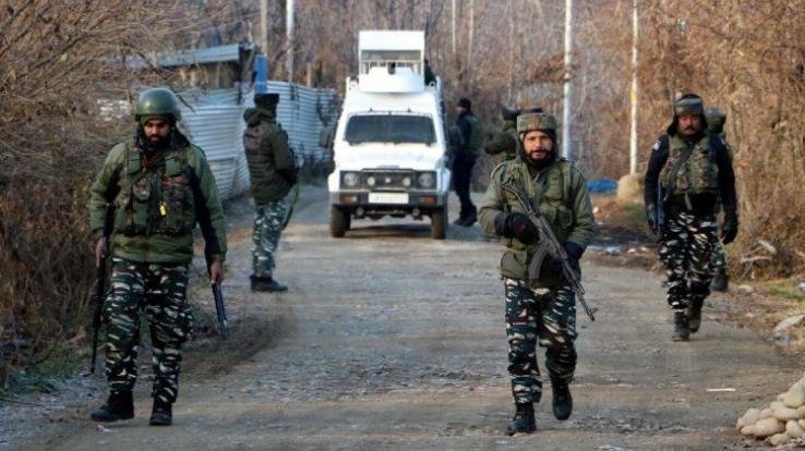 Jammu and Kashmir: Encounter between terrorists and security forces in Shopian, 2 terrorists killed