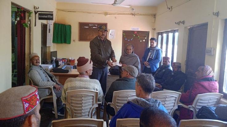 Darlaghat: Quarterly meeting of Ex-Servicemen League organized