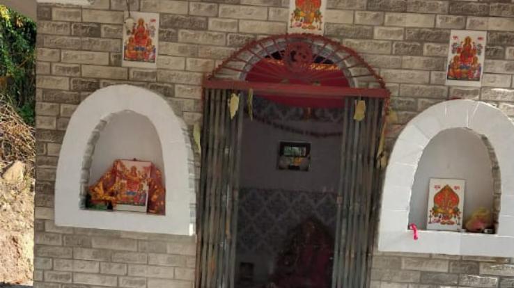 लडभडोल: दुर्गा मंदिर से गहने चोरी